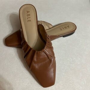 Womens Able Margaret Brown Leather Mules Size 8.5 made in Brazil